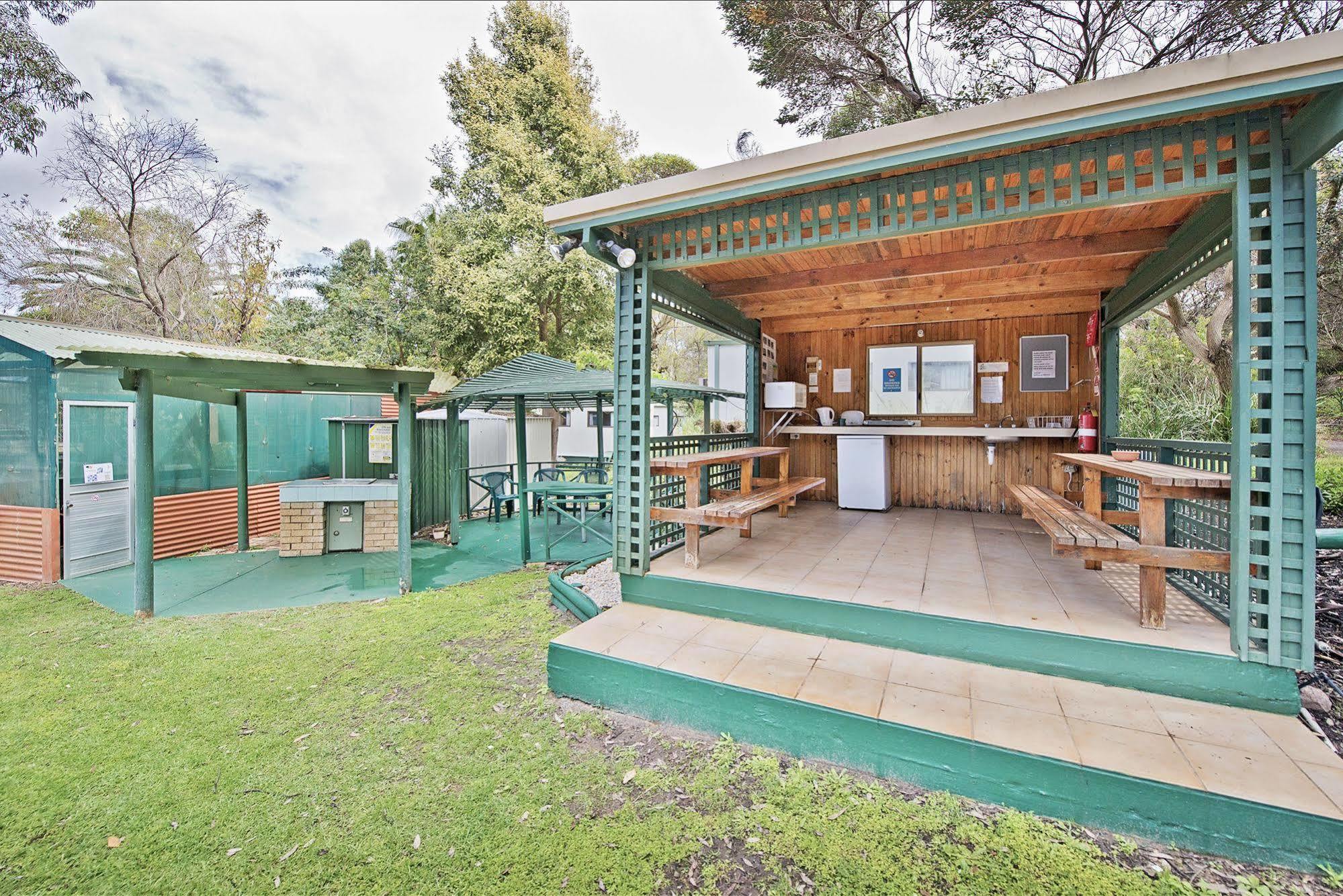 Acclaim Pine Grove Holiday Park Esperance Eksteriør bilde